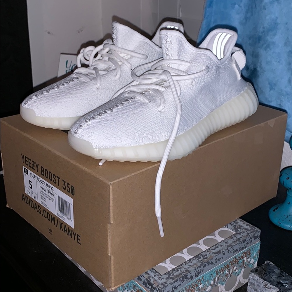SOLD Brand New Yeezy Boost 350s